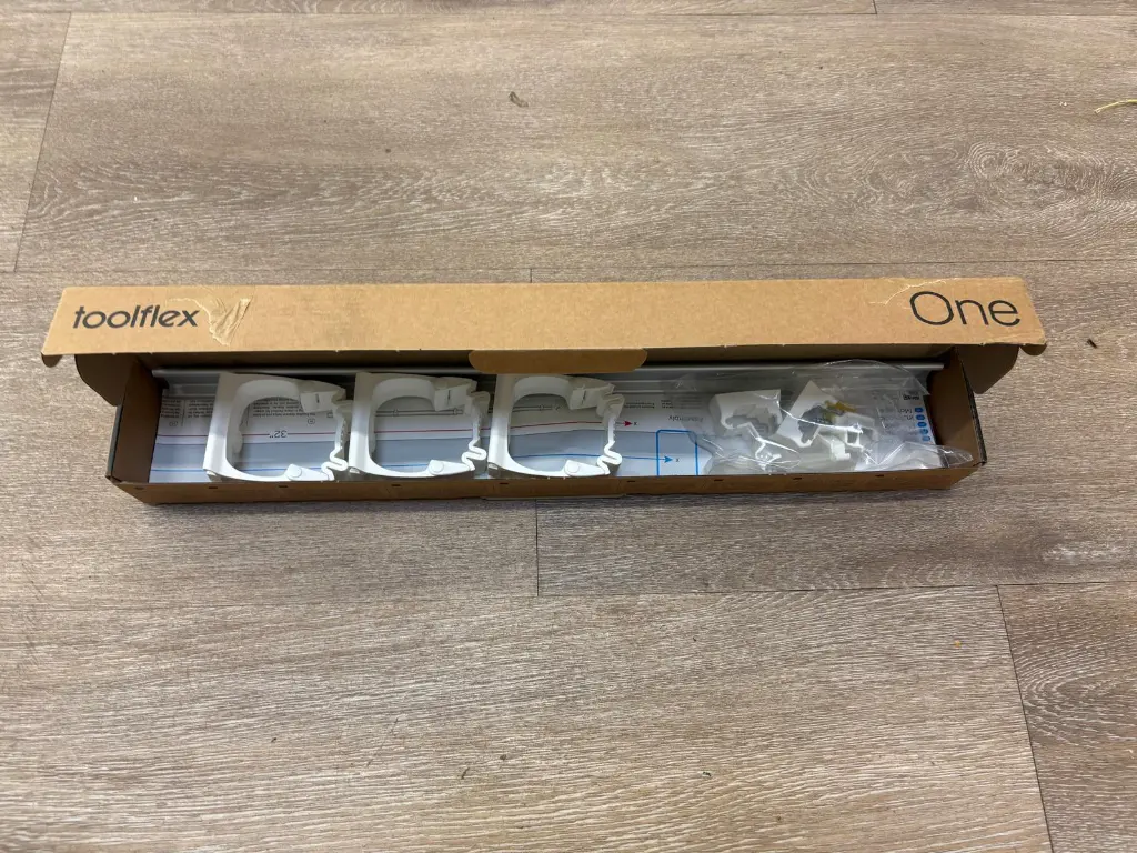 Système de suspension pour des outils de nettoyage